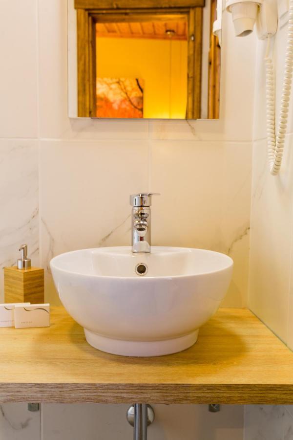 Blossom Rooms & Suite Верия Экстерьер фото