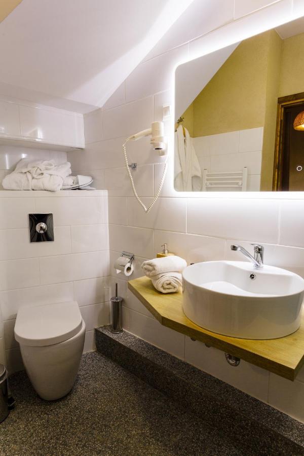 Blossom Rooms & Suite Верия Экстерьер фото