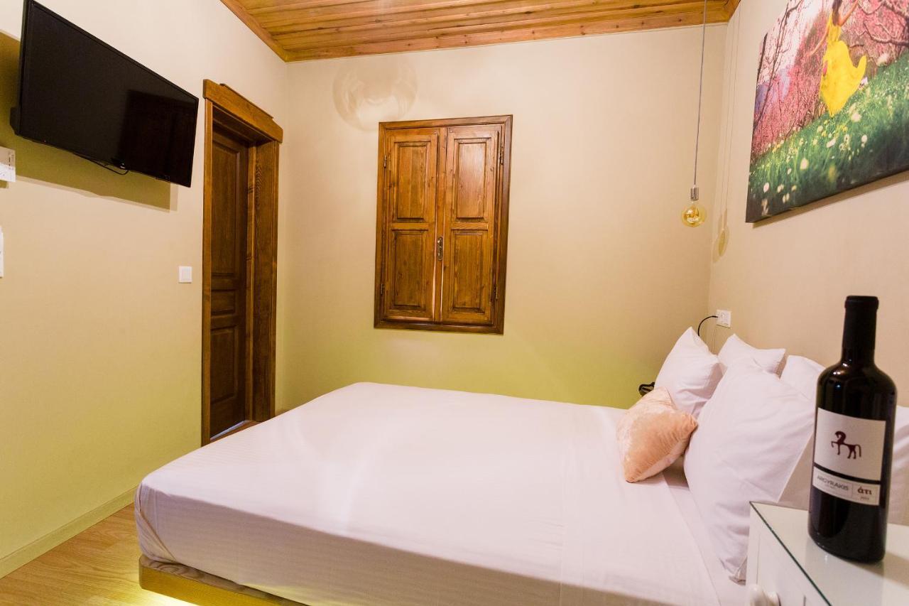 Blossom Rooms & Suite Верия Экстерьер фото