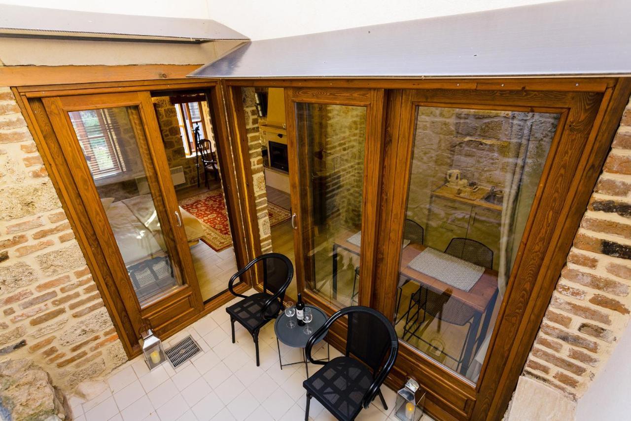 Blossom Rooms & Suite Верия Экстерьер фото
