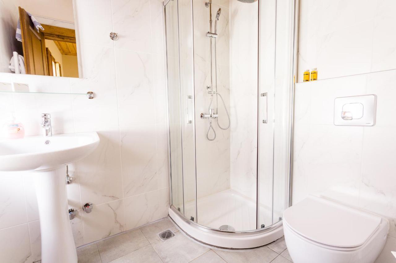 Blossom Rooms & Suite Верия Экстерьер фото
